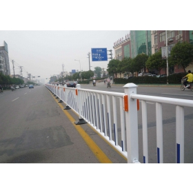绥化市市政道路护栏工程